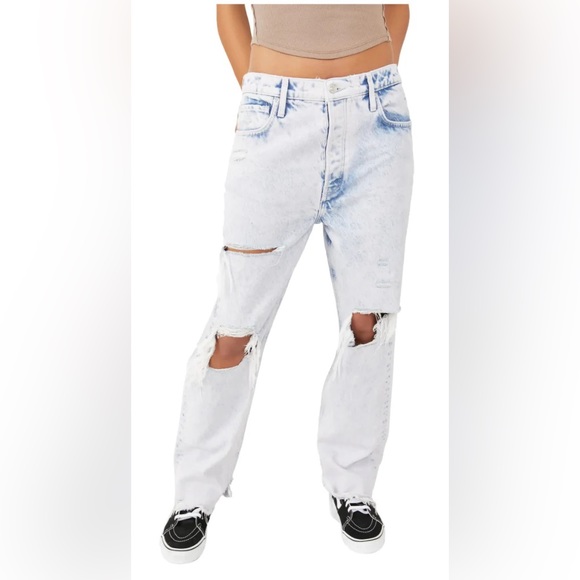 Free People Tapered Baggy Boyfriend Distressed Jeans Purple Rock Light Wash NEW - Picture 4 of 12